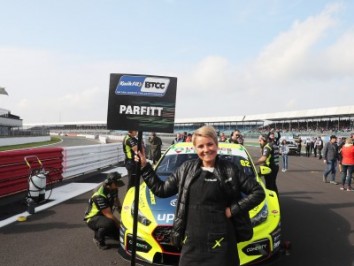 Parfitt-gridgirl-1-2