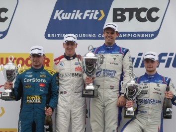 Podium-Doble-Morgan-Chilton-Pearson-0Q3A6320