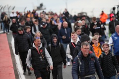 Crowd-DD210216