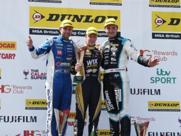 Podium (3)