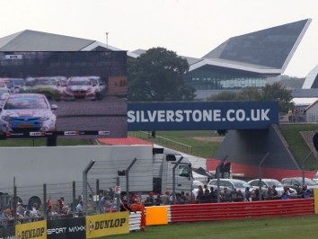 SilverstoneBTCC_01