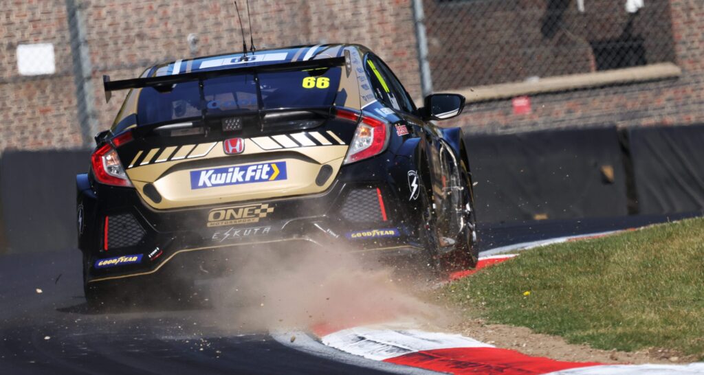 One Motorsport aiming high as BTCC heads to Snetterton