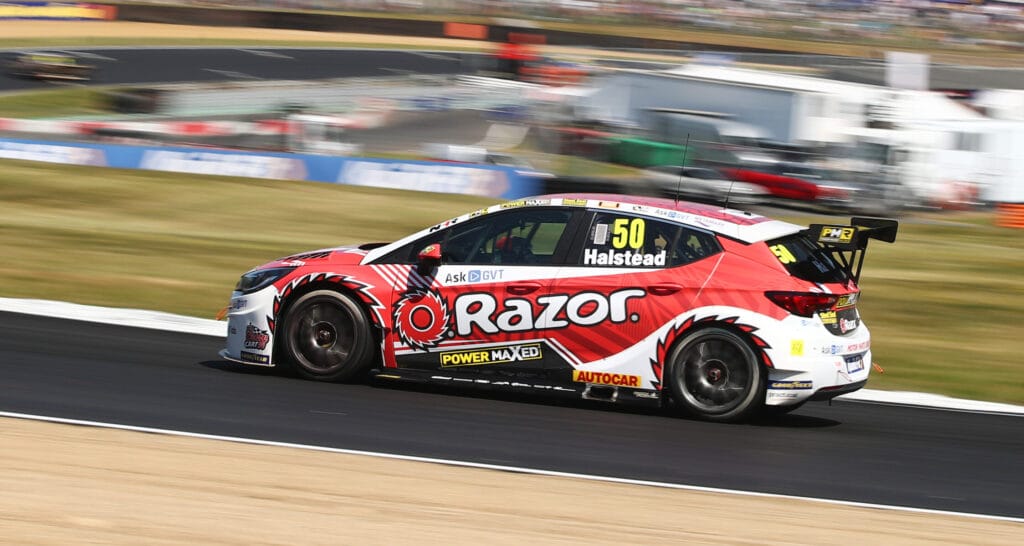 Motor Parts Direct with Power Maxed Racing battles hard at Brands Hatch