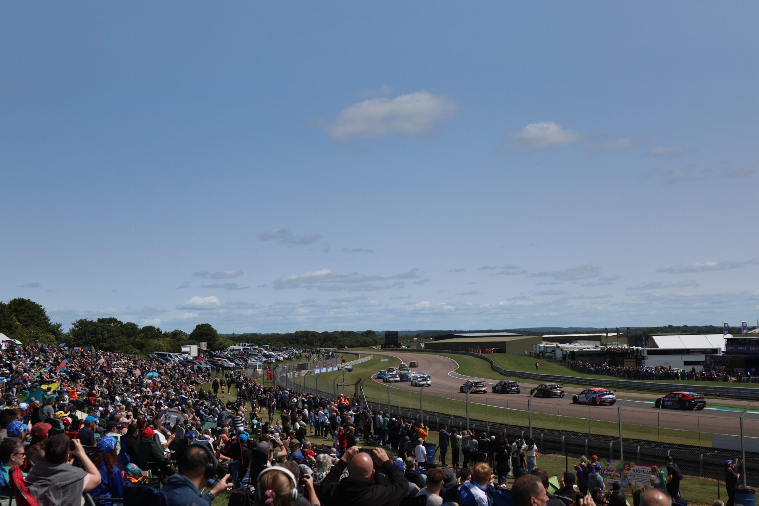 Oulton Park Round 4 photo 9
