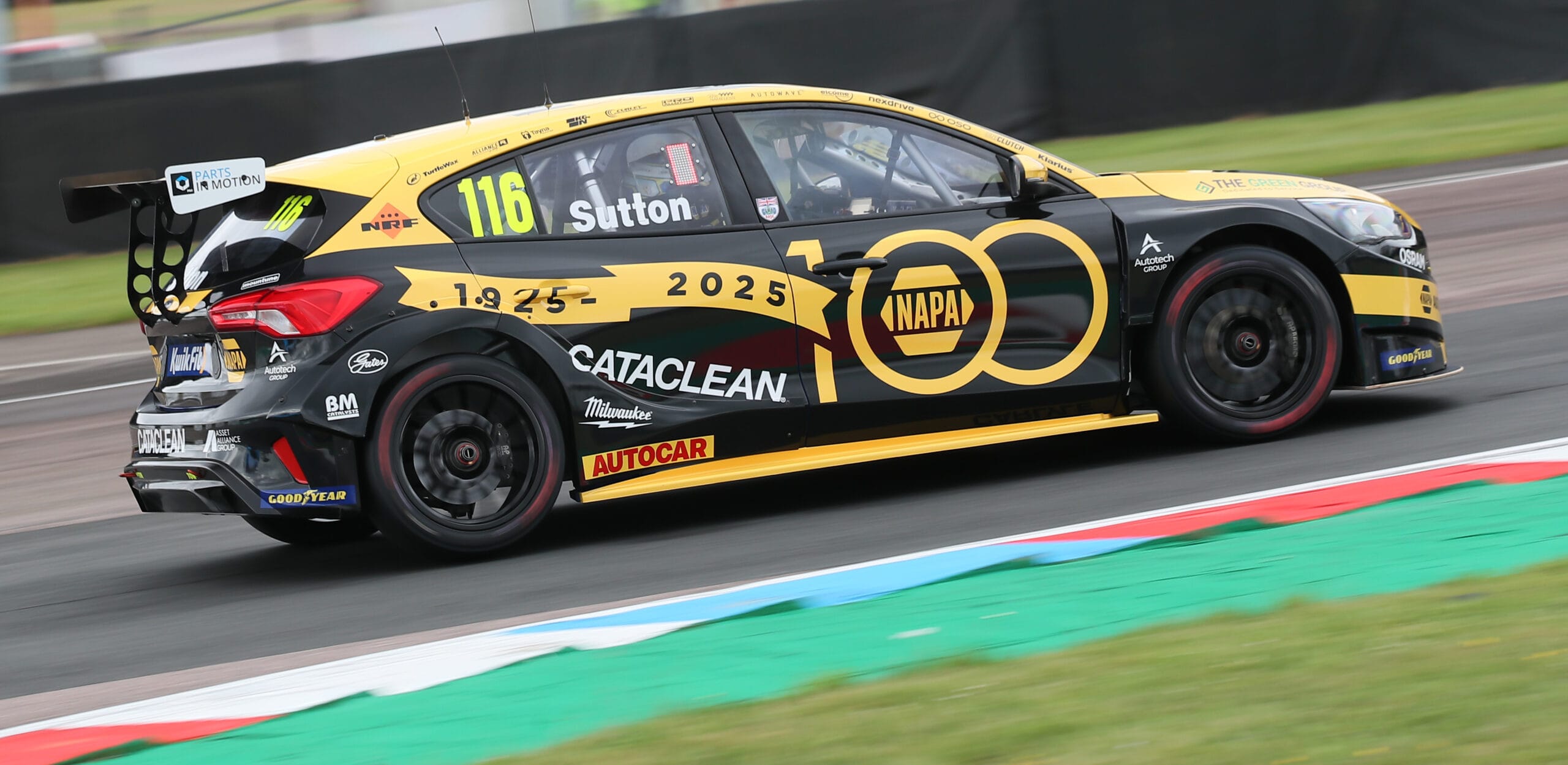 Thruxton Round 5 photo 8