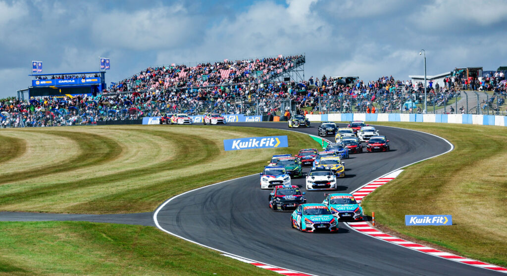 Tom Ingram outshines title rivals at Donington Park