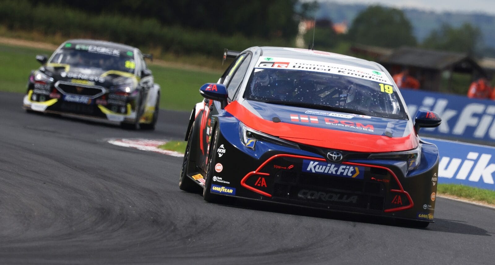 Max Buxton scores points on BTCC debut at Croft
