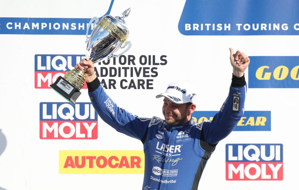 WSR score Silverstone podium double and Jack Sears Trophy win