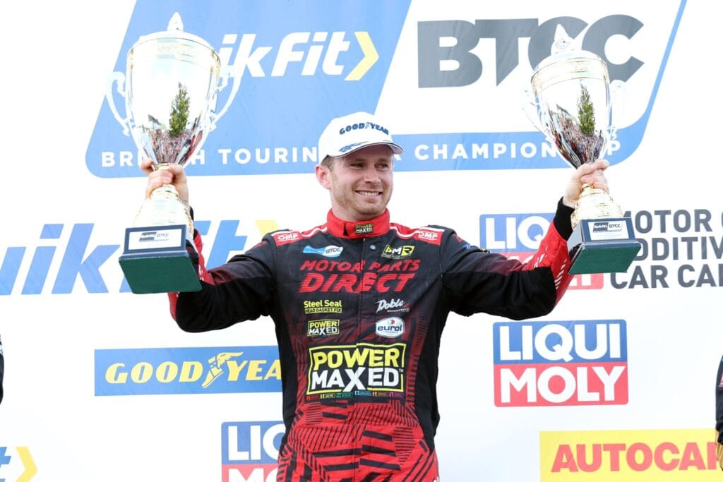 Mikey Doble commits to fourth season with Power Maxed Racing 