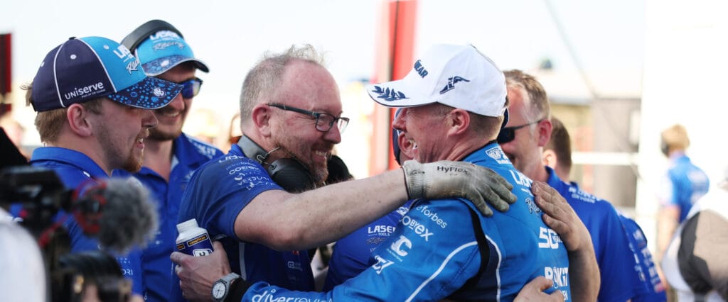 Laser Tools Racing with MB Motorsport on the hunt for Silverware at Oulton Park